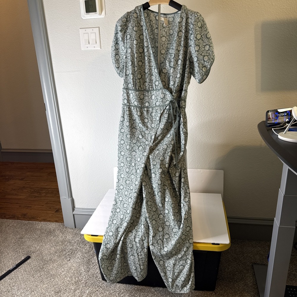 Anthropolgie Chelsea & Violet Women's Wide-Leg Floral Jumpsuit Green Size M